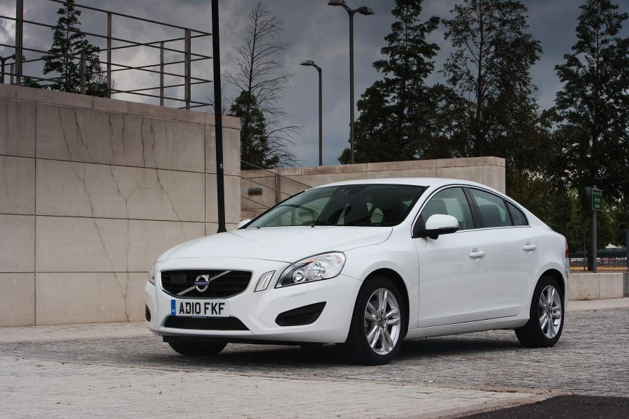  Volvo S60 2010 года  (фото 205 из 226)